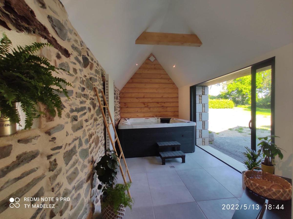 Ty Madelez, Chambres De Charme, Gites Et Spa La Roche-Derrien Kültér fotó